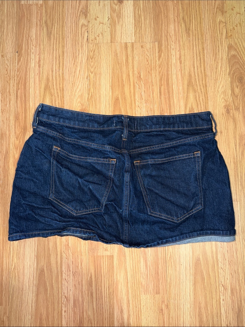 Abercrombie & Fitch Mid-Rise Denim Mini Skirt Size 31 Love Curve - Picture 6 of 6